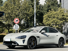 小米汽车 小米SU7 2024款 后驱超长续航高阶智驾Pro版