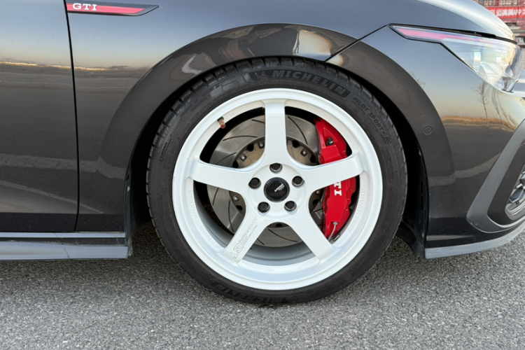 大众 高尔夫GTI 2021款 380TSI DSG GTI车身外观6008