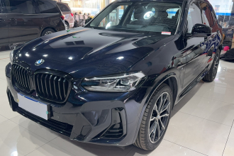 宝马X3 2022款 xDrive30i 领先型 M曜夜套装