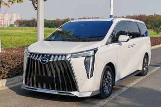 广汽传祺 传祺M8 2025款 宗师系列 超级混动版