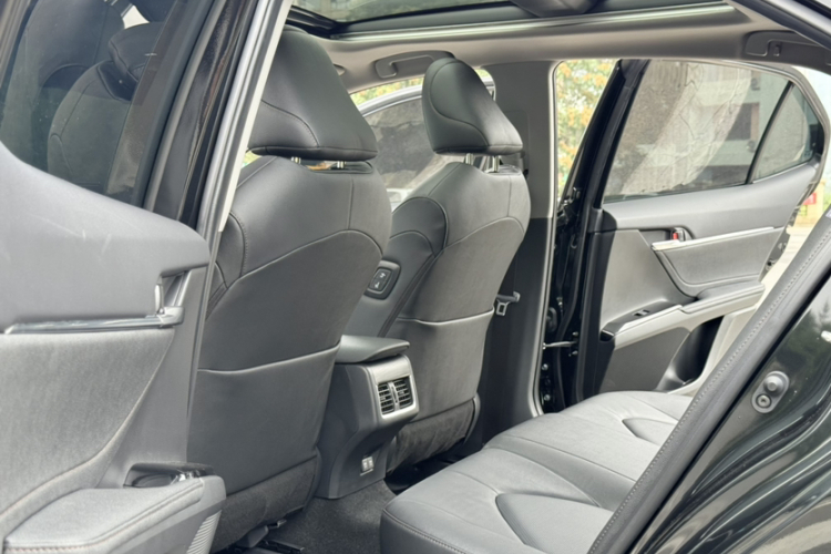 丰田 凯美瑞 2021款 2.5G 豪华版局部细节22