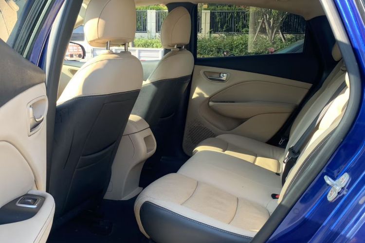 菲亚特 菲翔 2015款 1.4T 自动智享版中控内饰7004