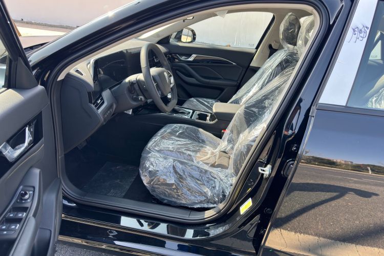 奔腾B70 2022款 第三代 1.5T 自动乐享型中控内饰7002