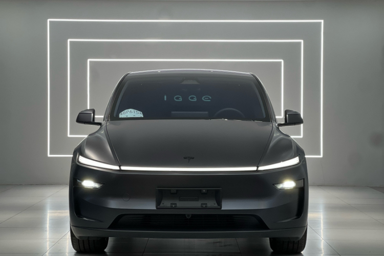 特斯拉 Model Y 2025款 后轮驱动版车身外观6002