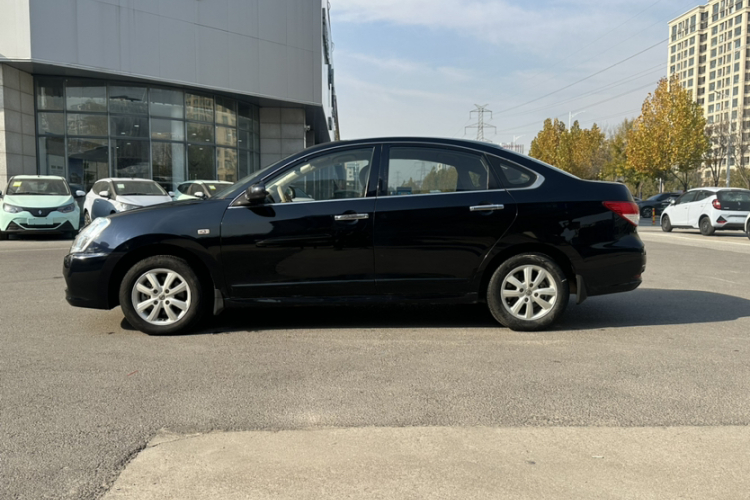 日产 轩逸 2012款 经典 1.6XE 手动舒适版车身外观6008