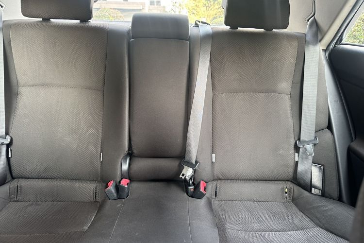 丰田 锐志 2013款 2.5S 菁锐版中控内饰7008