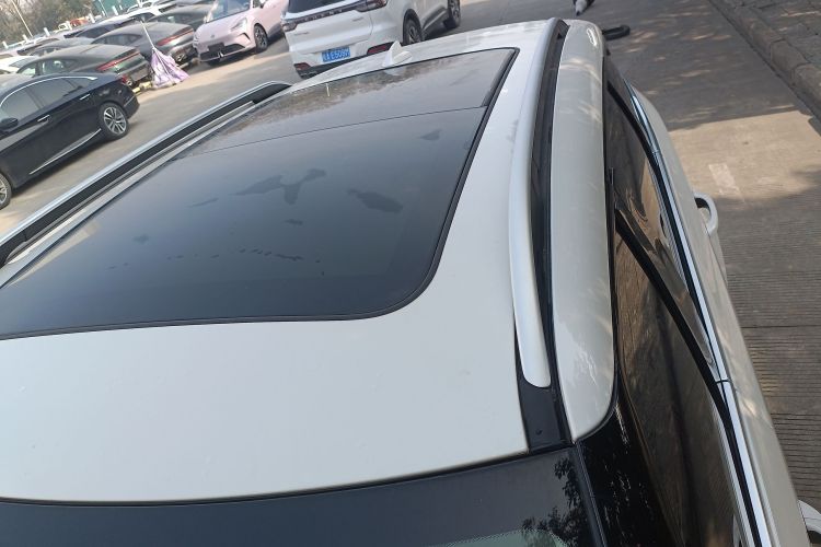 众泰T700 2017款 1.8T 双离合尊贵型车身外观6009