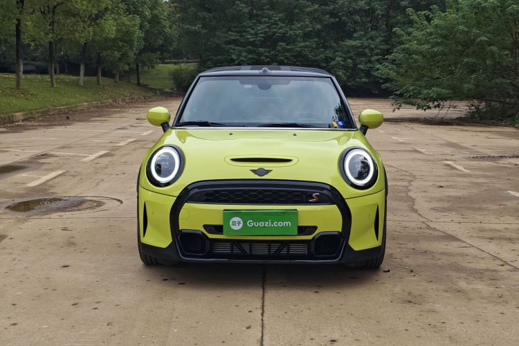 MINI 2023款 2.0T COOPER S CABRIO 艺术家局部细节9002