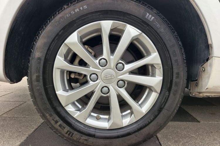 吉利汽车 帝豪 2021款 UP 1.5L 手动舒适型车身外观6007