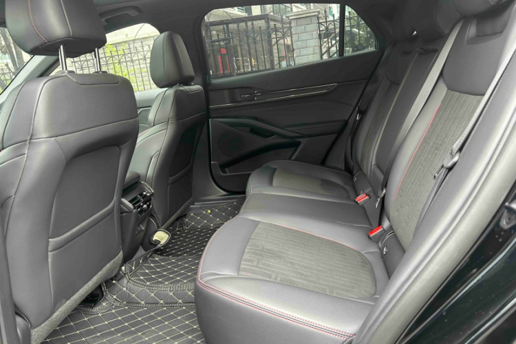 福特 蒙迪欧 2025款 1.5T EcoBoost 舒雅型中控内饰7002