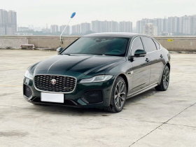 捷豹XFL 2023款 XFL 2.0T P250 两驱精英运动版