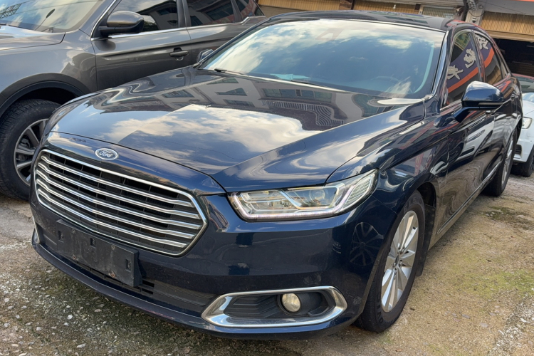 福特 金牛座 2016款 EcoBoost 180 豪华型车身外观1
