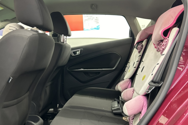 福特 嘉年华 2013款 两厢 1.5L 自动时尚型中控内饰7002