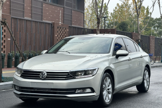 大众 迈腾 2017款 330TSI DSG 豪华型