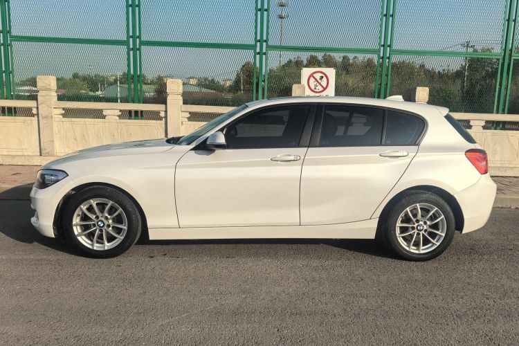 宝马1系(进口) 2018款 118i 领先型车身外观6002