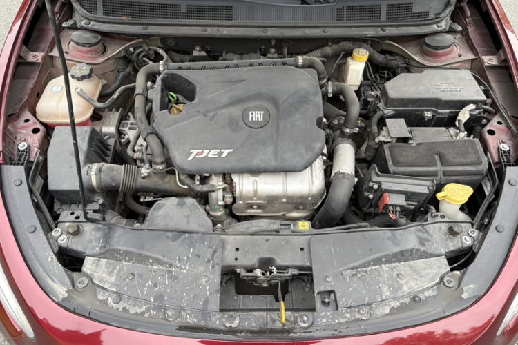 菲亚特 菲翔 2012款 1.4T 自动劲享版局部细节24