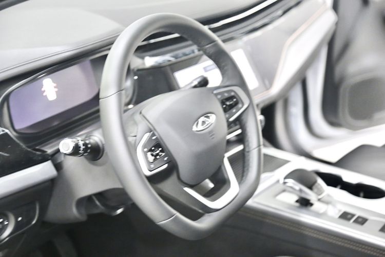 奇瑞 艾瑞泽5 PLUS 2023款 1.5T CVT享PLUS中控内饰7001