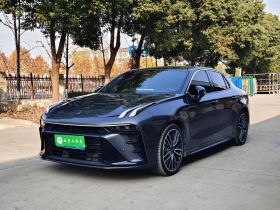 领克03 2025款 2.0TD DCT冠军版Pro