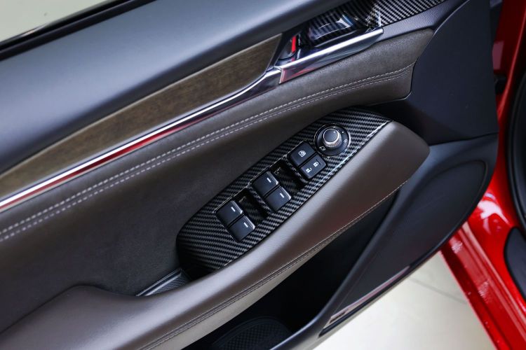 马自达 阿特兹 2020款 2.5L 蓝天至尊版中控内饰7002