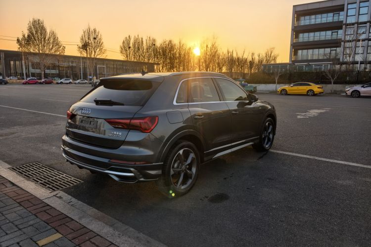 奥迪Q3 2021款 35 TFSI 时尚动感型车身外观6003