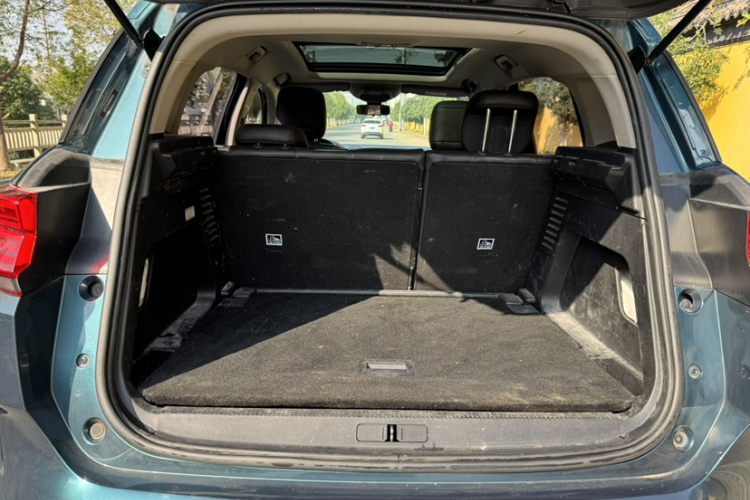 雪铁龙 天逸 C5 AIRCROSS 2019款 350THP 乐享型 国V局部细节23