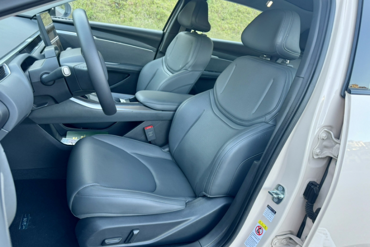 小鹏MONA M03 2024款 620 超长续航中控内饰7002