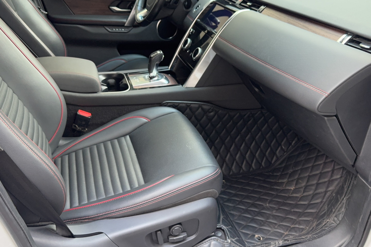 路虎 发现运动版 2020款 249PS R-Dynamic 性能科技版 7座局部细节41