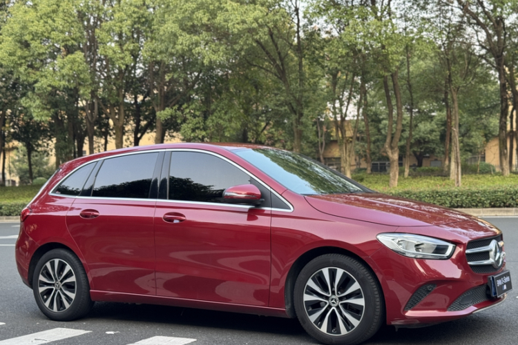 奔驰B级 2020款 B 180车身外观6002