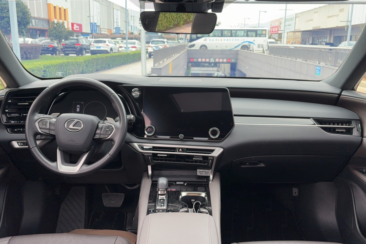 雷克萨斯RX 2023款 350h 四驱醇享版中控内饰7003