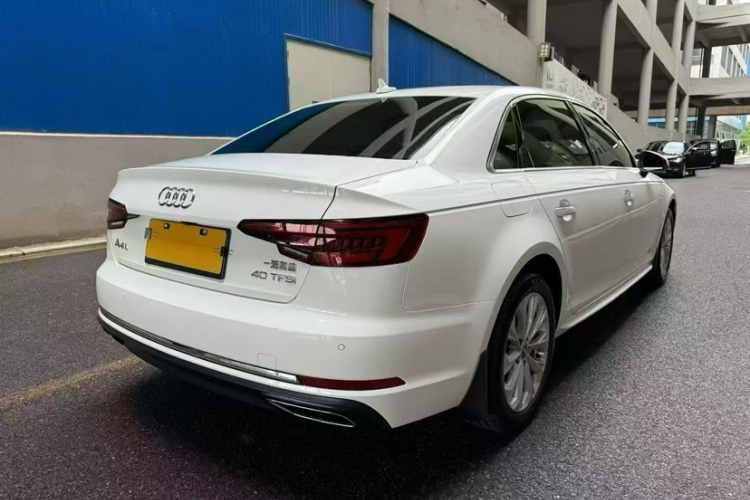 奥迪A4L 2019款 40 TFSI 进取型 国VI车身外观6003