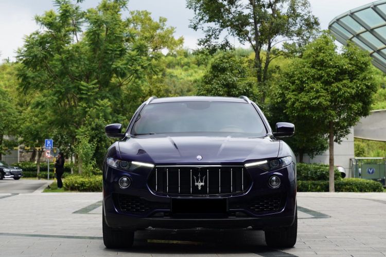 玛莎拉蒂 Levante 2016款 3.0T 标准型车身外观6005