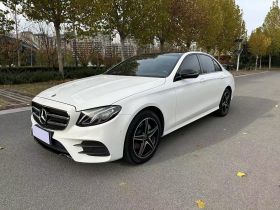 奔驰E级(进口) 2020款 改款 E 260 运动版