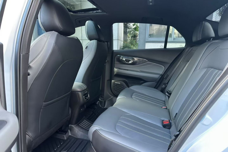 广汽传祺 2024款 270T DCT 影豹R-Style版中控内饰7003