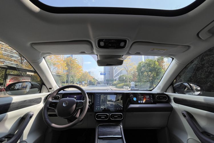 零跑汽车 零跑C11 2023款 增程 285智享版中控内饰7005