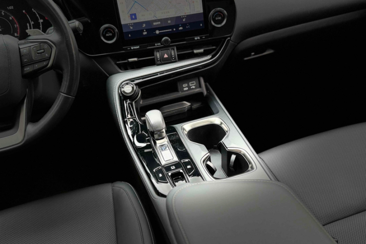 雷克萨斯NX 2022款 350h 前驱 创悦版局部细节16