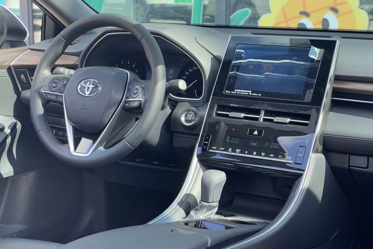 丰田 亚洲龙 2023款 2.0L 进取版中控内饰7002