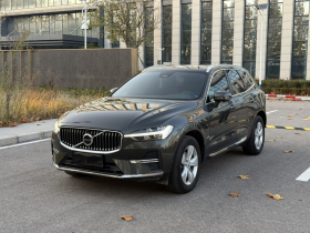 沃尔沃XC60 2022款 B5 四驱智逸豪华版