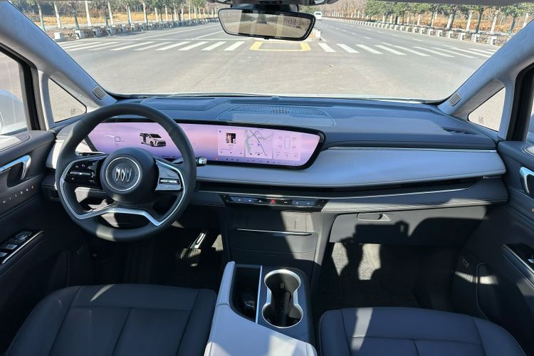 别克GL8 2026款 陆尊 尊享版中控内饰7005