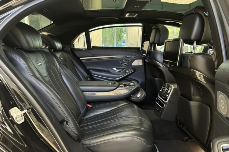 奔驰S级AMG 2016款 AMG S 63 L 4MATIC中控内饰7003