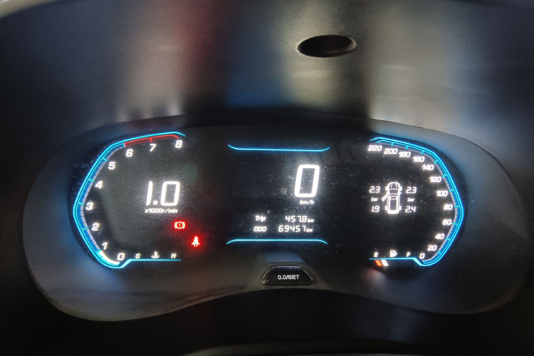 五菱汽车 五菱宏光S3 2019款 1.5L 手动豪华型 国VI中控内饰15