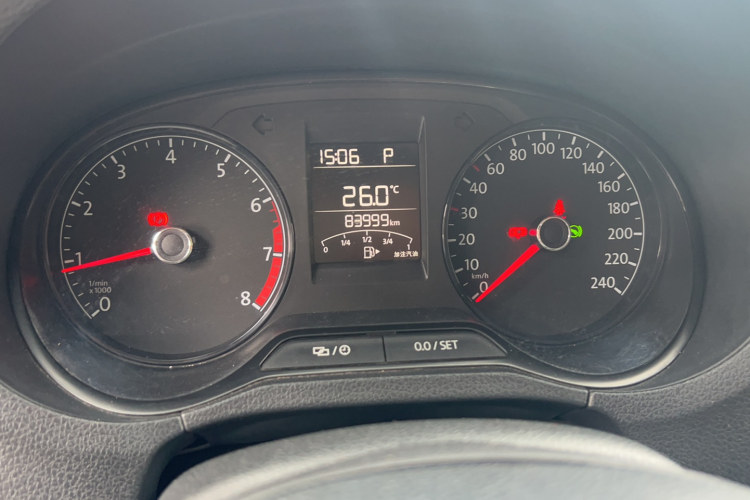 大众 Polo 2016款 1.4L 自动风尚型中控内饰15