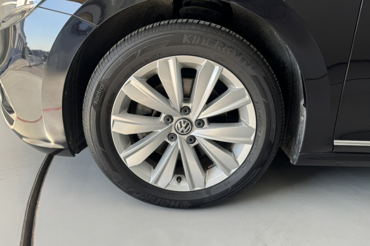 大众 帕萨特 2019款 330TSI 精英版 国VI车身外观6003