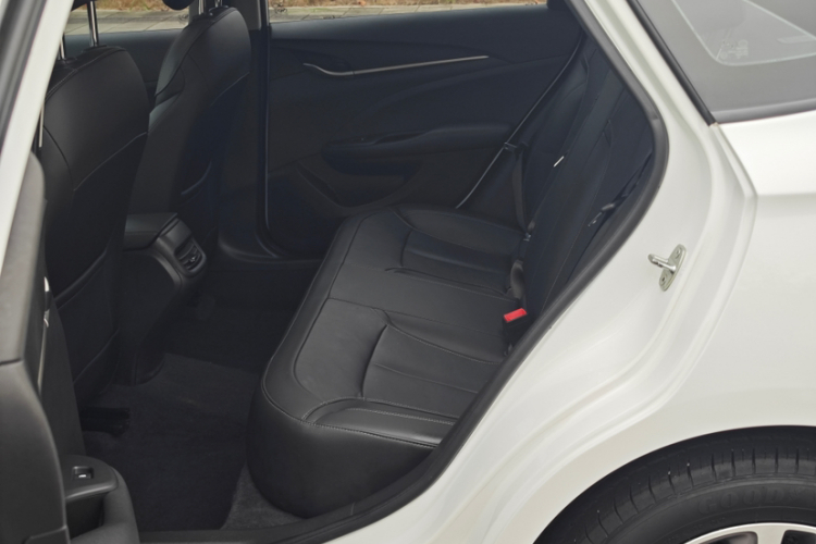 别克 英朗 2019款 18T 自动互联精英型 国VI中控内饰7004