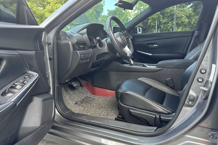 日产 轩逸 2020款 1.6L XL CVT悦享版中控内饰7002