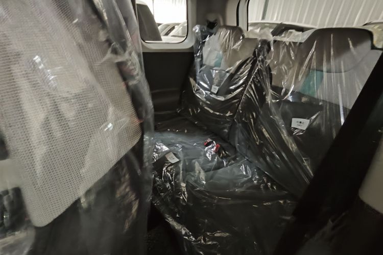 长安启源 长安Lumin 2025款 301km 蜜沁款中控内饰7003