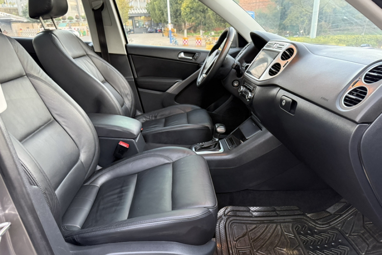 大众 途观 2010款 2.0TSI 自动四驱菁英版中控内饰7003