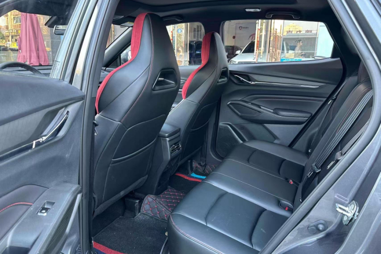 长安X5 PLUS 2024款 1.5T DCT先锋型中控内饰7006