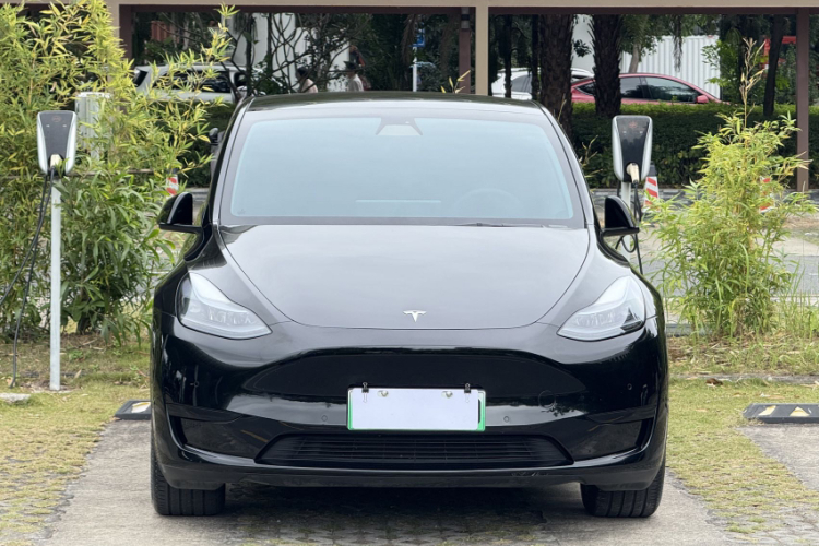特斯拉 Model Y 2022款 改款 后轮驱动版车身外观6004