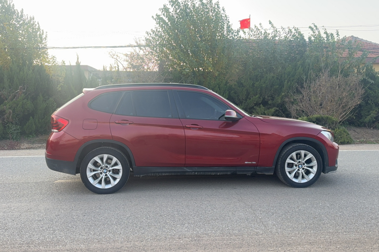 宝马X1 2014款 sDrive18i 时尚型车身外观6007