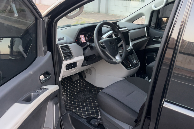 江淮瑞风 瑞风M4 2022款 2.0TGDI 自动商旅版中控内饰7002